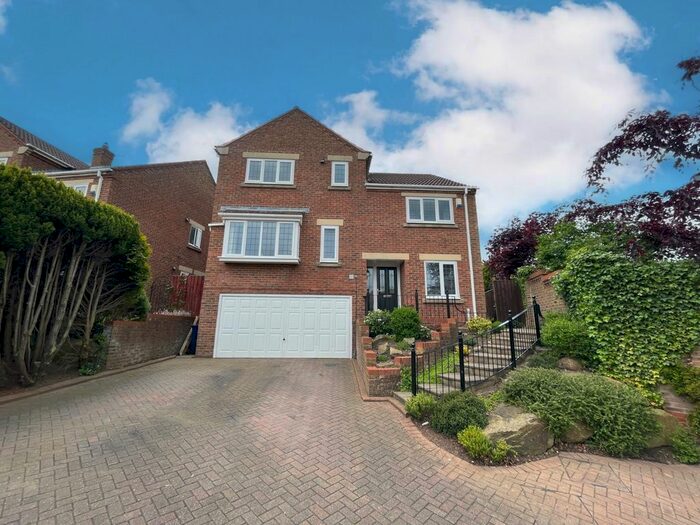 5 Bedroom Detached House For Sale In Peregrine Court, Guisborough, North Yorkshire, TS14