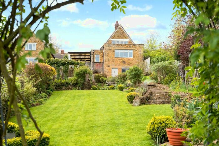 3 Bedroom Detached House For Sale In Back Hill, Shotteswell, Banbury, Oxfordshire, OX17
