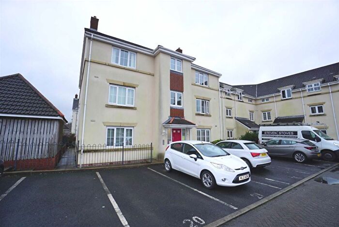 2 Bedroom Flat To Rent In Browsholme Court, Westhoughton, BL5