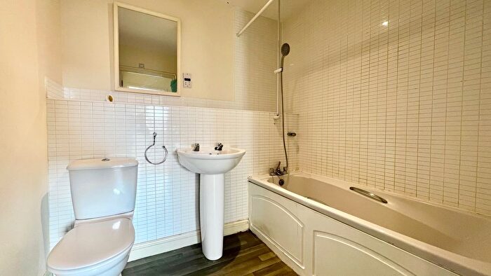 2 Bedroom Flat For Sale In Freiston Terrace Haven Village, Boston, Lincolnshire, PE21