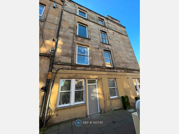 2 Bedroom Flat To Rent In Albert Street, Edinburgh, EH7