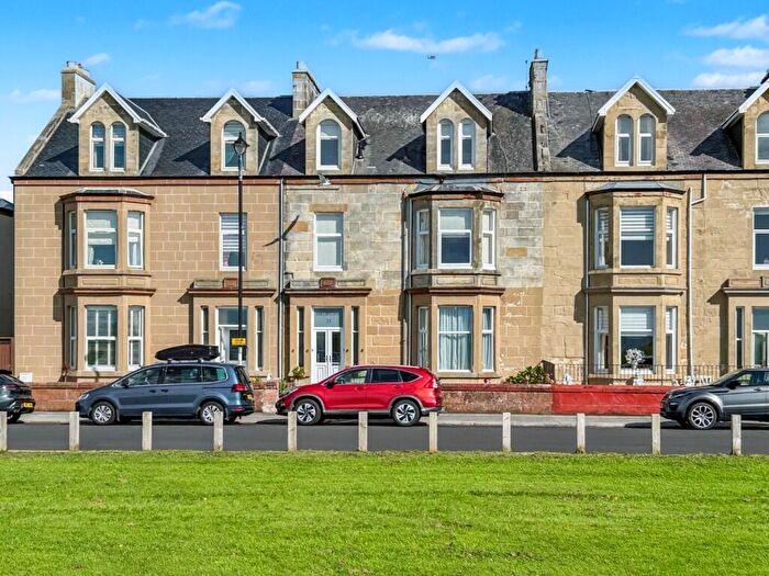 2 Bedroom Apartment For Sale In C Louisa Drive, Girvan, Ayrshire, KA26
