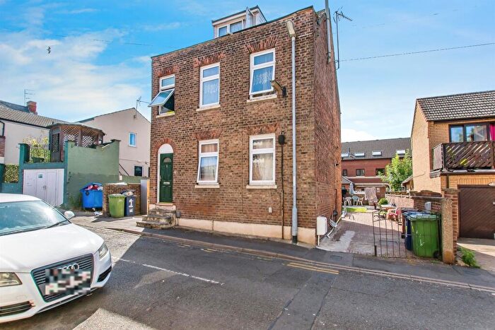4 Bedroom Detached House For Sale In St. Peters Road, Wisbech, PE13