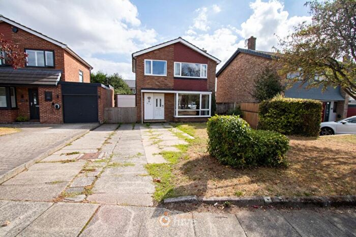 3 Bedroom Detached House For Sale In Stoops Lane, Bessacarr, Doncaster, DN4