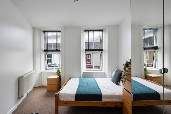 5 Bedroom Flat To Rent In Furzehill Road, Plymouth, PL4