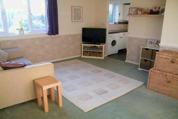 Studio To Rent In Cullerne Close, Abingdon, OX14