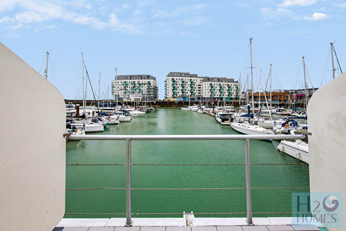 Studio For Sale In Western Concourse, Brighton Marina Village, BN2