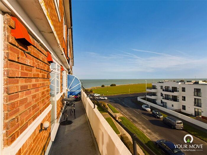 1 Bedroom Flat For Sale In Northumberland Avenue, Margate, Kent, CT9