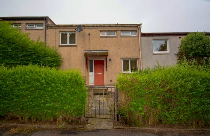 3 Bedroom Terraced House To Rent In Lothian Court, Glenrothes, KY6