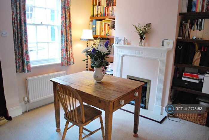 2 Bedroom Terraced House To Rent In Keere Street, Lewes, BN7