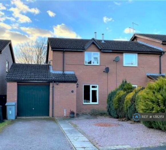 2 Bedroom End Of Terrace House To Rent In Redcot Gardens, Stamford, PE9