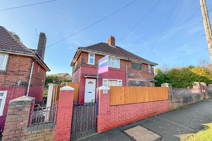 2 Bedroom Semi-Detached House To Rent In Rathmell Road, Leeds, LS15