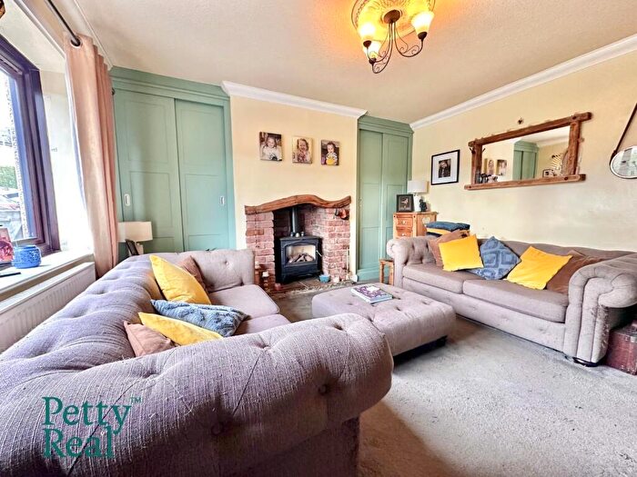 3 Bedroom Semi-Detached House For Sale In Holme Crescent, Trawden, BB8