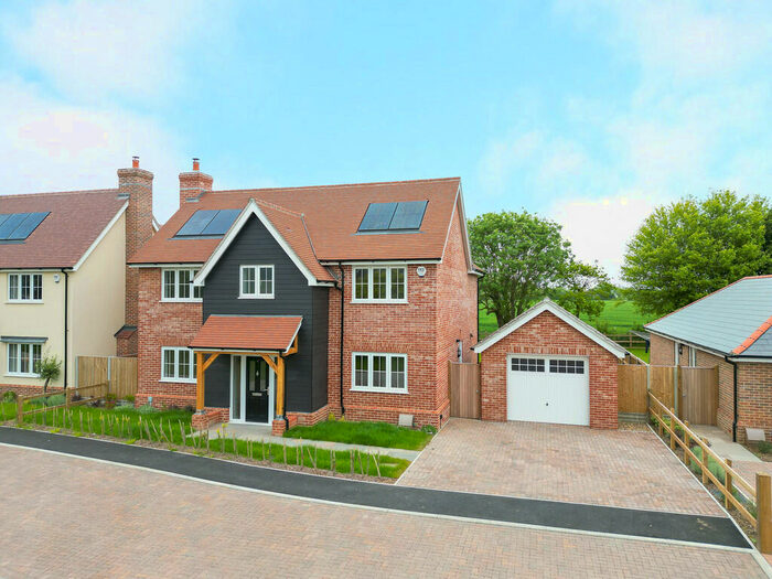 4 Bedroom Detached House For Sale In Greengage Close, The Street, Raydon, IP7