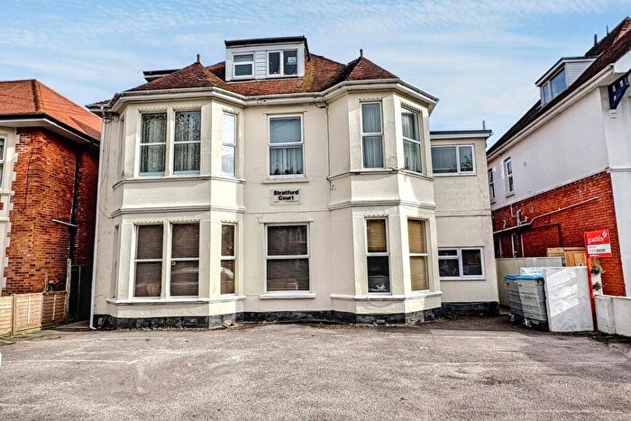 1 Bedroom Flat For Sale In Southbourne, BH6
