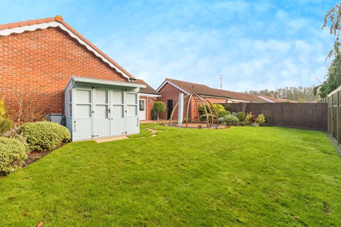2 Bedroom Bungalow For Sale In Sutton Drive, Wymondham, Norfolk, NR18
