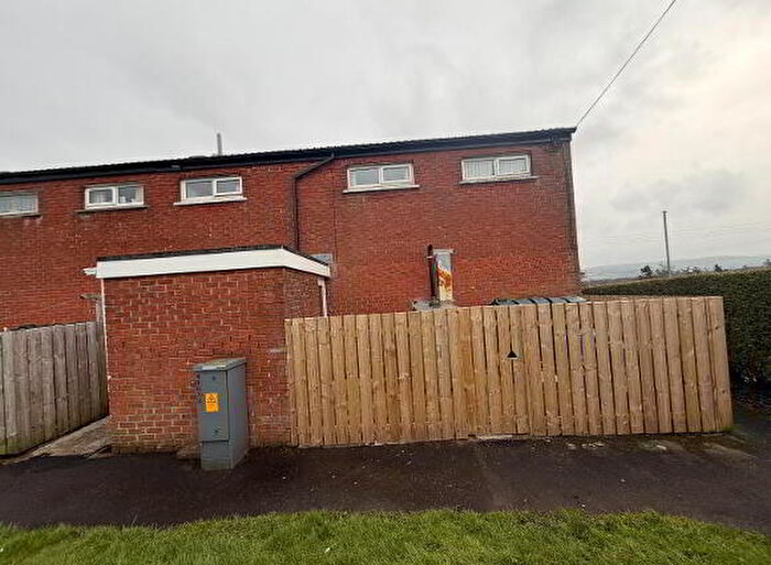 3 Bedroom End Of Terrace House For Sale In Glenowen Park, Derry, BT48