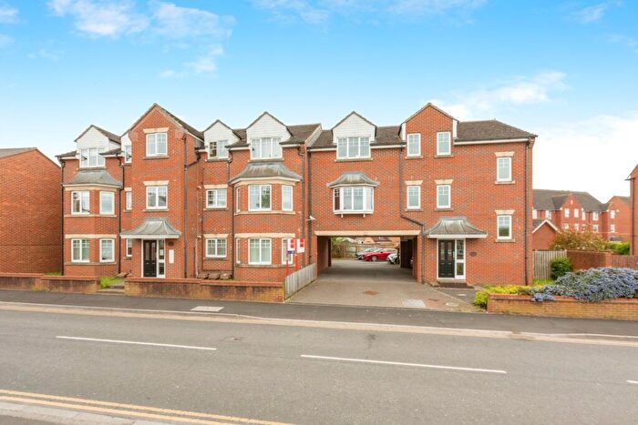 2 Bedroom Flat For Sale In Romanby Road, Northallerton, North Yorkshire, DL7