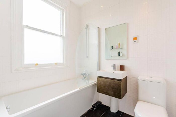 1 Bedroom Flat To Rent In South Hampstead, South Hampstead, London, NW6