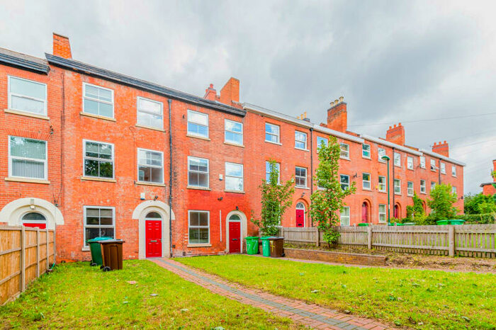 1 Bedroom Terraced House To Rent In Wellington Square, Lenton, Nottingham, NG7