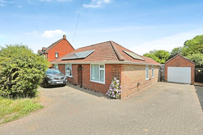 3 Bedroom Detached Bungalow For Sale In Dereham Road, Watton, Thetford, IP25