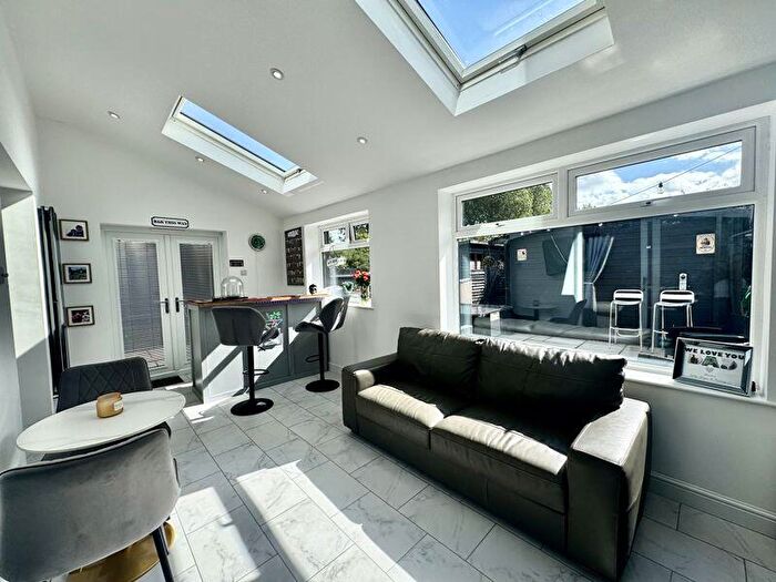 2 Bedroom Semi-Detached House For Sale In Wallington Avenue, Marden Estate, NE30