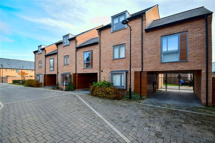 4 Bedroom End Of Terrace House To Rent In Huntsman Road, Trumpington, Cambridge, CB2