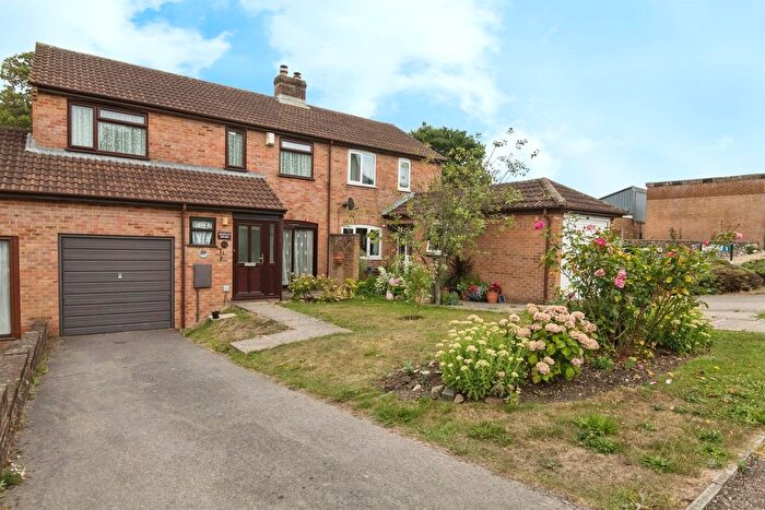 3 Bedroom Semi-detached House For Sale In West Close, Axminster, EX13