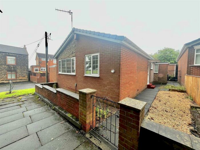 2 Bedroom Detached Bungalow To Rent In Harleston Way, Gateshead, NE10