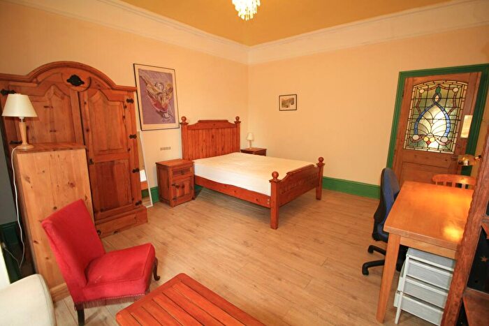 1 Bedroom Flat To Rent In Burns Street, Nottingham, NG7