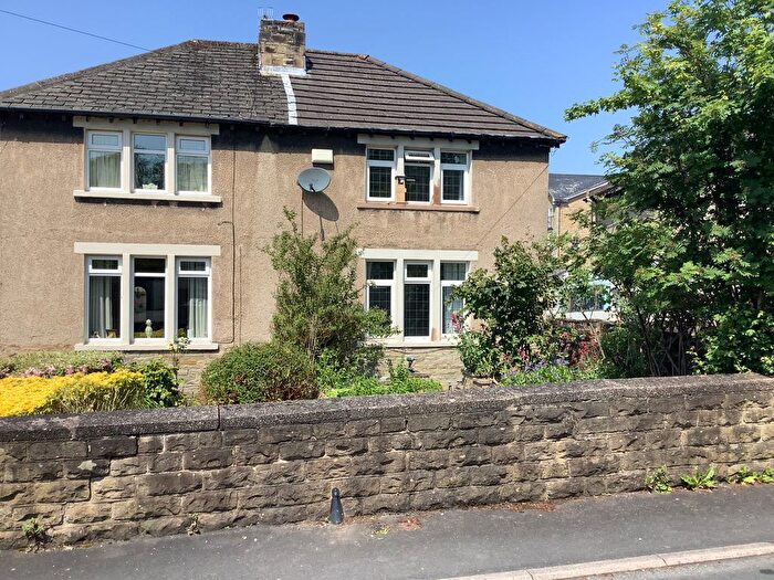 2 Bedroom Semi-Detached House To Rent In Newlands Drive, Bingley, BD16