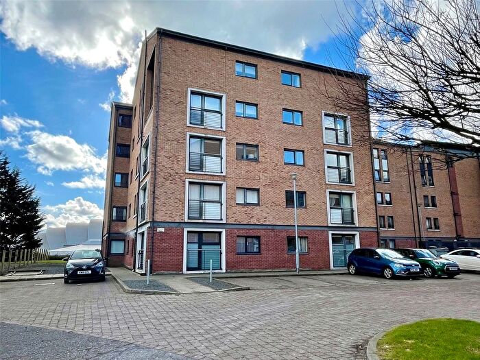 2 Bedroom Flat To Rent In Minerva Way, Glasgow, G3