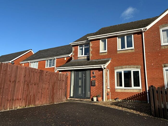 4 Bedroom Semi-Detached House For Sale In Willcocks Close, Wellington, TA21