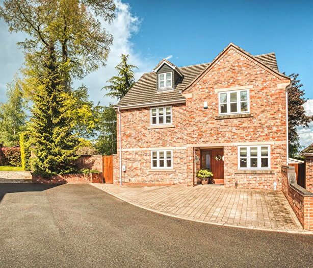 6 Bedroom Detached House For Sale In Spinney Close, Darley Abbey, Derby, DE22