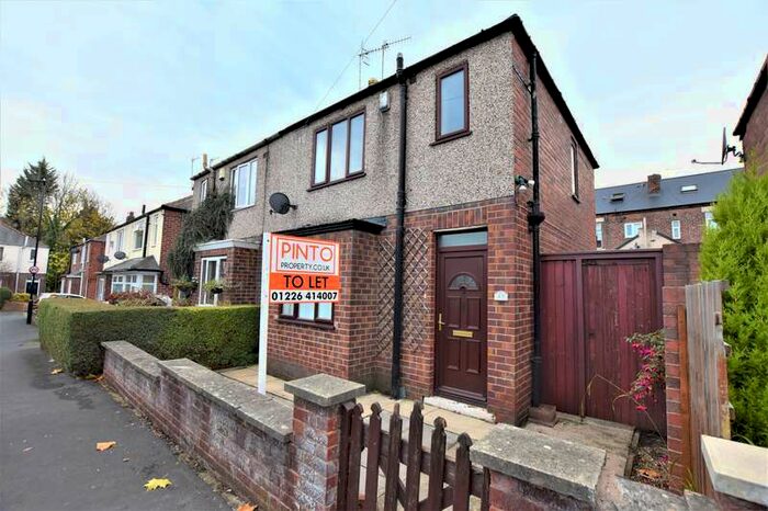 3 Bedroom Semi-Detached House To Rent In Rosedale Gardens Sheffield, S11