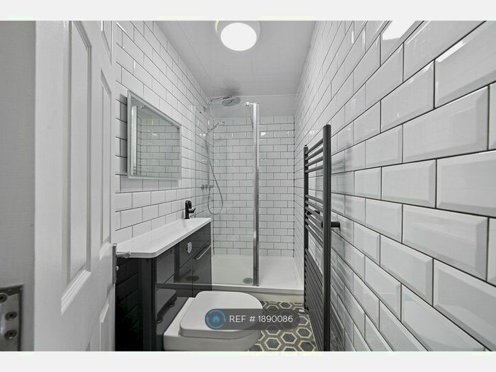 4 Bedroom Terraced House To Rent In Kenmure Place, Preston, PR1