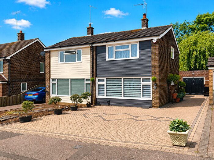 3 Bedroom Semi Detached House For Sale In An Amazing Garden And Immaculate Interior, Cherry Tree Road, ME8