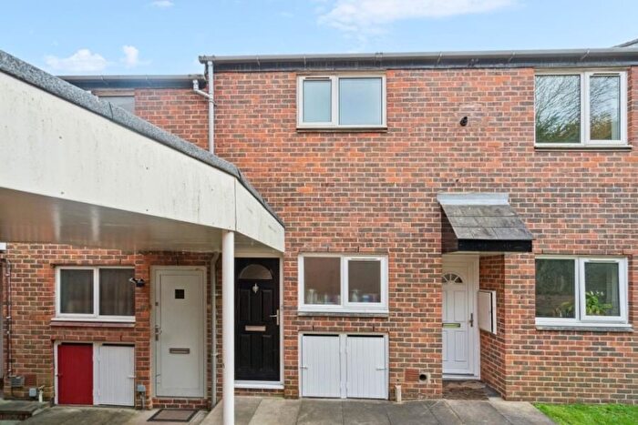 1 Bedroom Maisonette To Rent In Thirlmere Gardens, Northwood, HA6