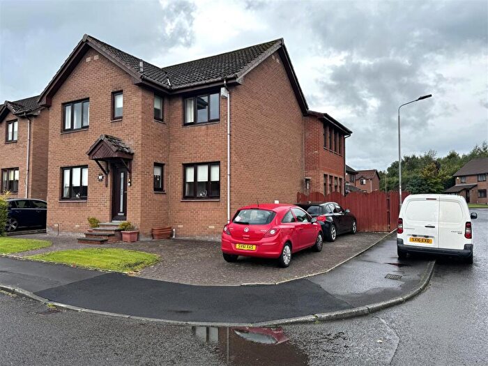 4 Bedroom Detached House For Sale In Toll Wynd, Hamilton, ML3