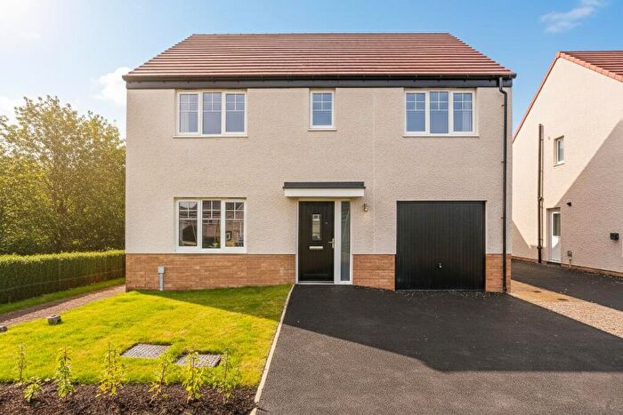 5 Bedroom Detached House For Sale In Off Scott Glynn Walk, Tranent, EH33