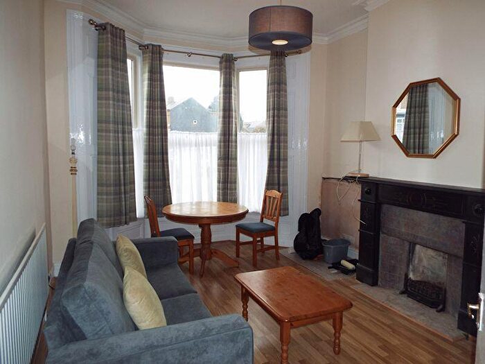 1 Bedroom Flat To Rent In Bournbrook Road, Selly Oak, Birmingham, B29