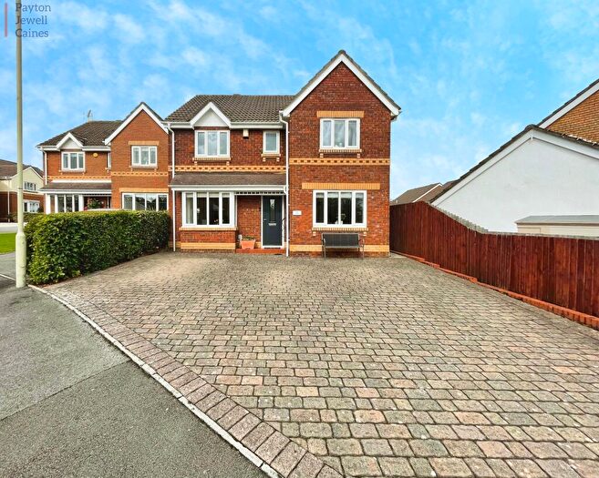 4 Bedroom Detached House For Sale In Bro Dirion, Broadlands, Bridgend County., CF31