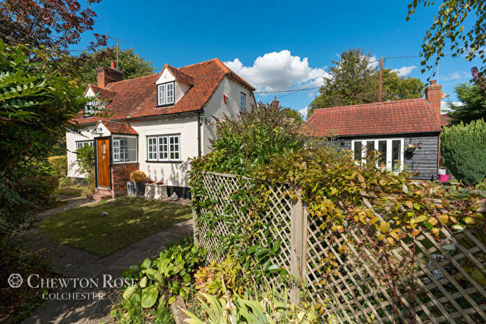 2 Bedroom Detached House For Sale In Witham Road, White Notley, CM8