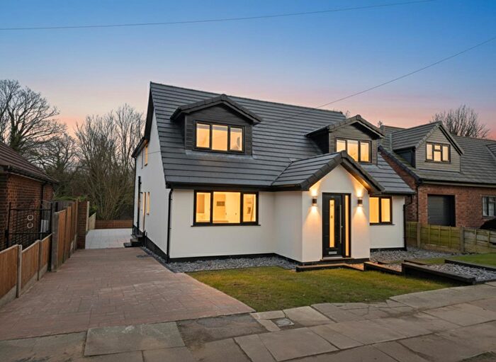 5 Bedroom Detached House For Sale In Blackcarr Road, Manchester, M23
