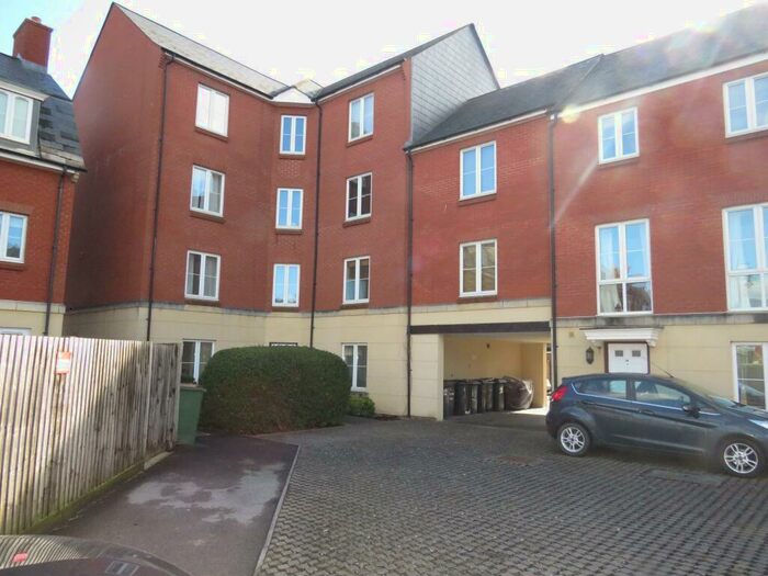 2 Bedroom Flat To Rent In Turners Court, Melksham, SN12