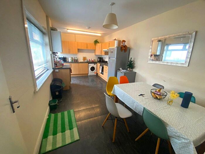 4 Bedroom Terraced House To Rent In Cardiff, Cardiff, CF24