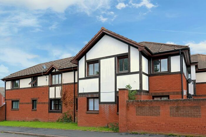2 Bedroom Flat To Rent In Ambleside Way, Donnington Wood, Telford, TF2