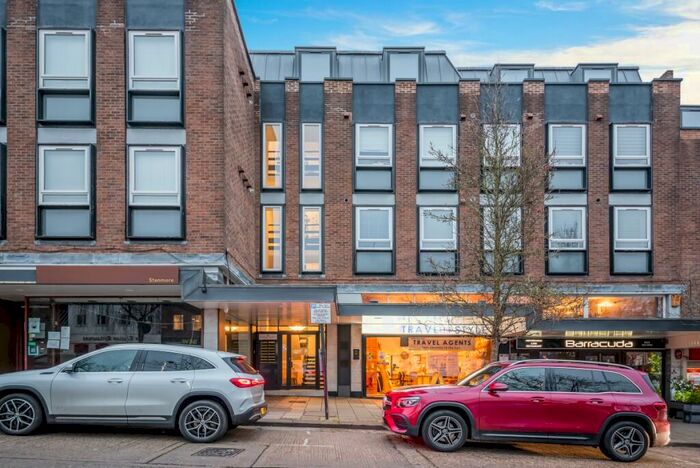 2 Bedroom Apartment To Rent In The Broadway Buckingham Parade, HA7