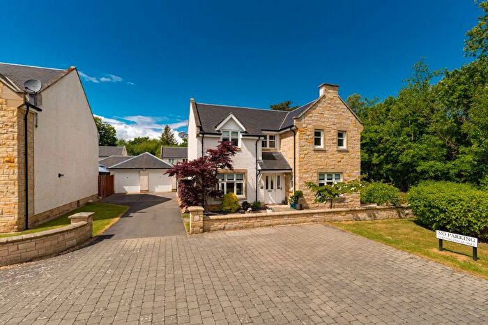 4 Bedroom Detached House For Sale In Saint Davids Grove, Eskbank, EH22