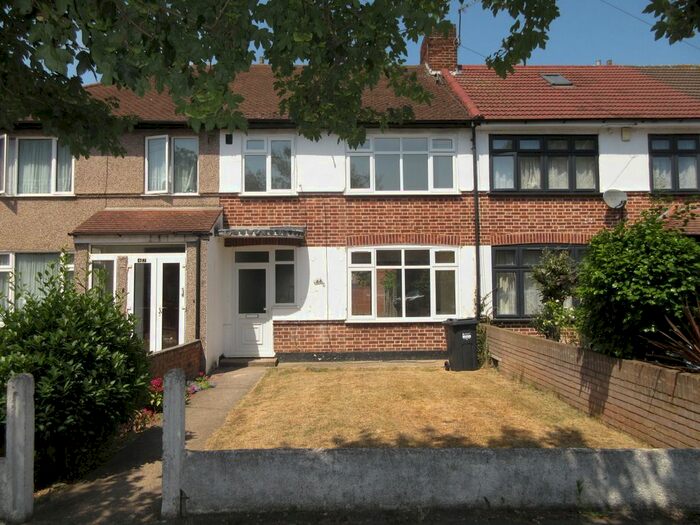 3 Bedroom Terraced House To Rent In Fern Lane, Hounslow, TW5